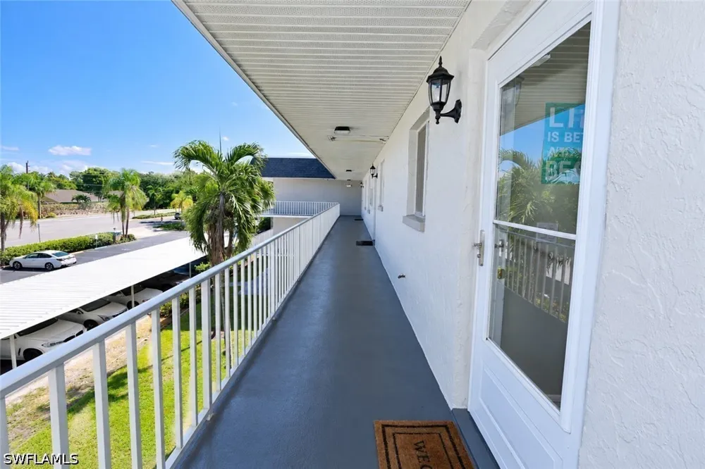 Rattlesnake Hammock Road #314 Naples, FL 34109