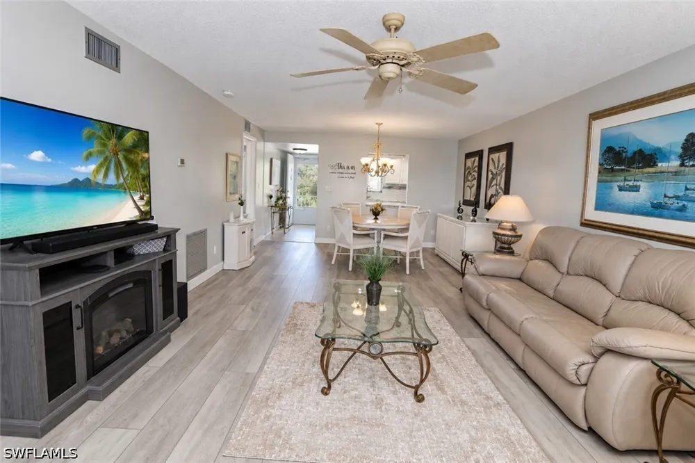 Rattlesnake Hammock Road #314 Naples, FL 34109