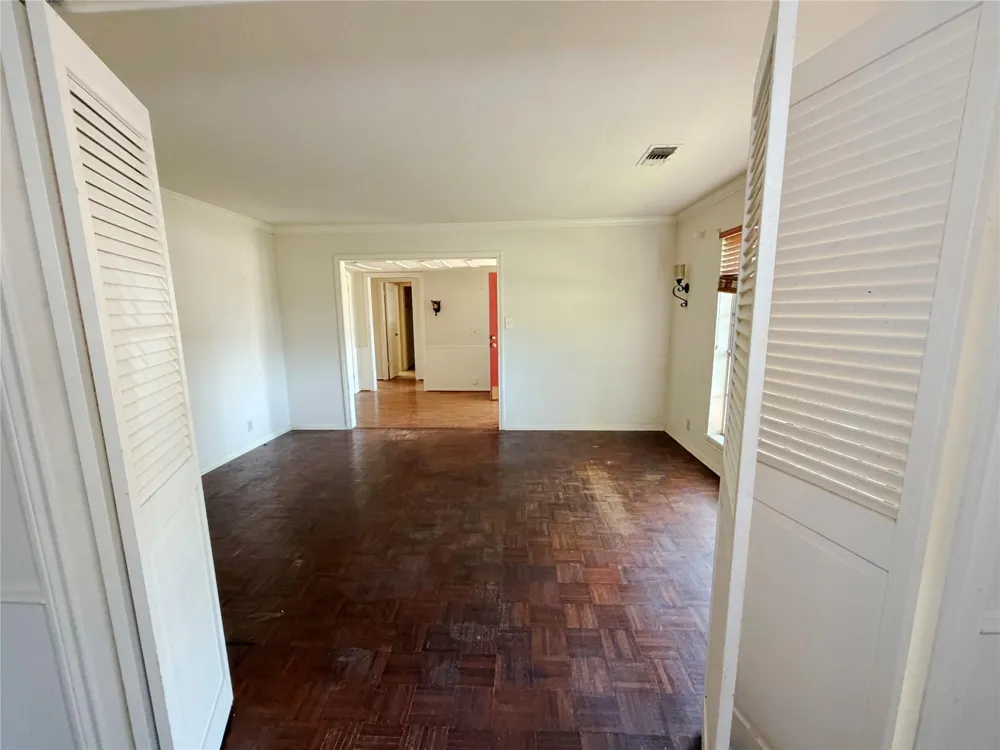 101 Rose Trail Lake Jackson, TX 77566