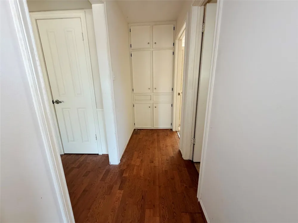 101 Rose Trail Lake Jackson, TX 77566