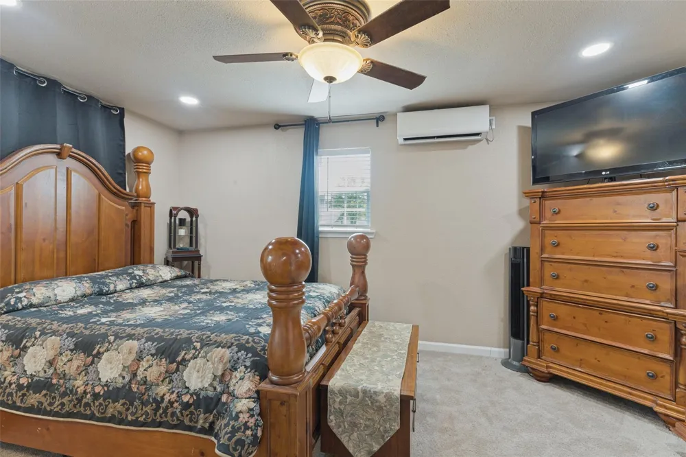 128 Cheyenne Drive Bridgeport, TX 76426