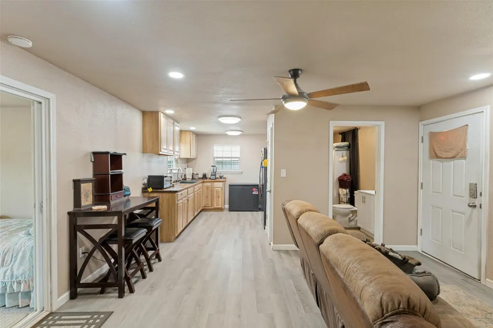 128 Cheyenne Drive Bridgeport, TX 76426