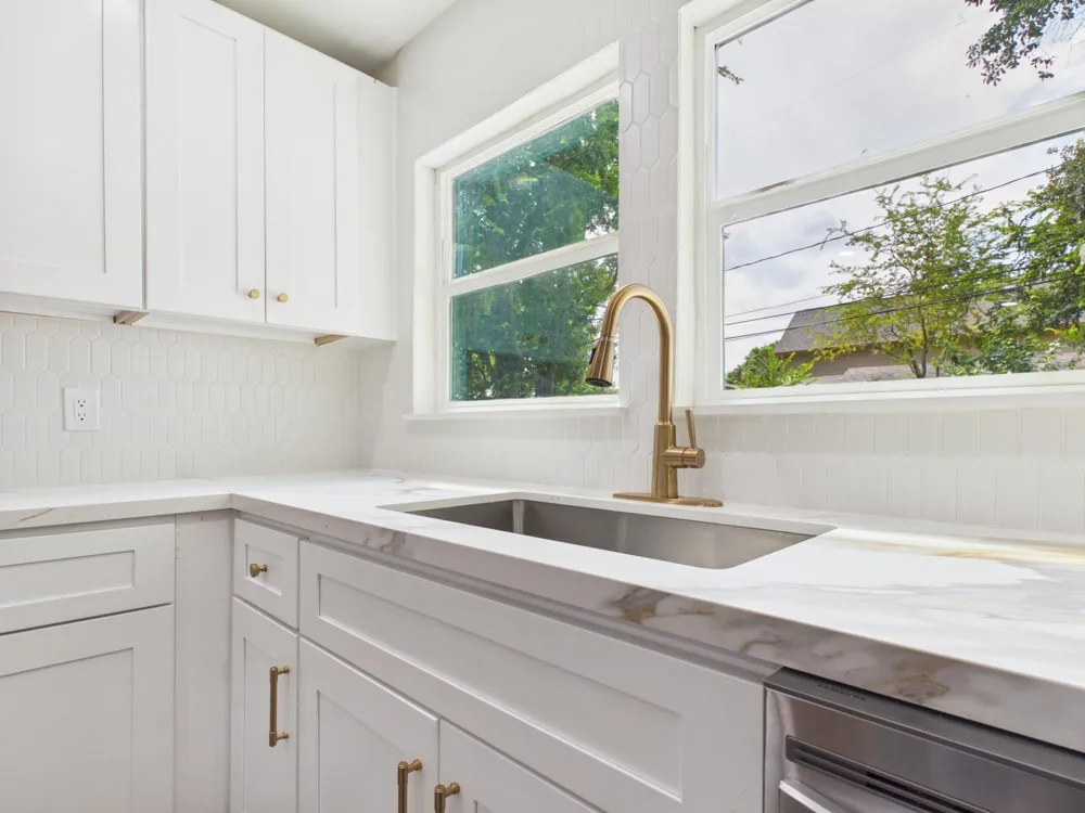 58 Trenwood Lane Houston, TX 77022