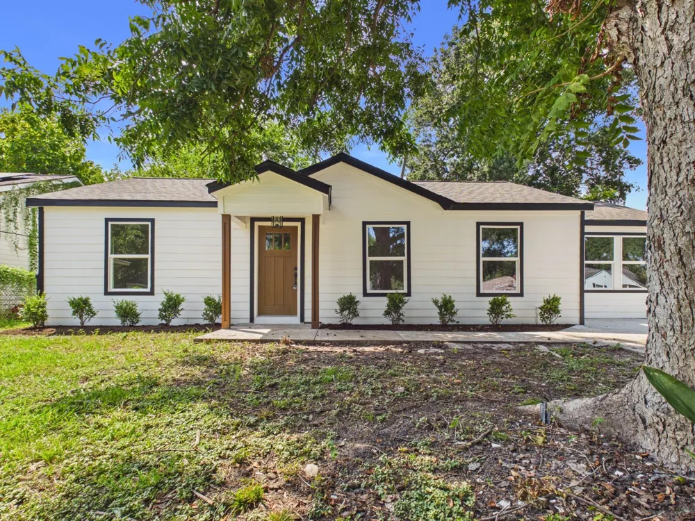 58 Trenwood Lane Houston, TX 77022