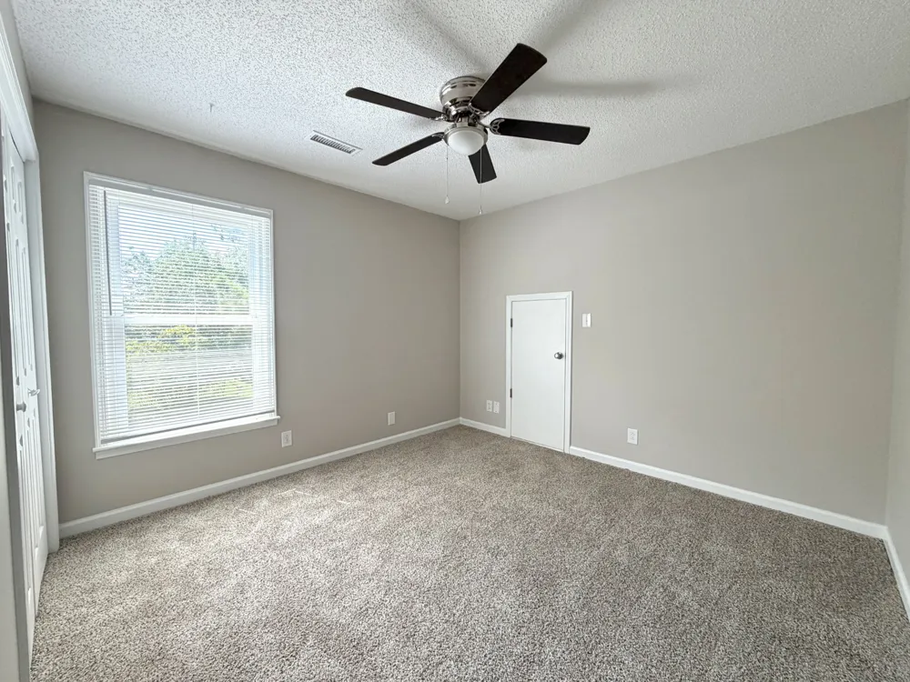 2126 Single Tree Dr Clarksville, TN 37040
