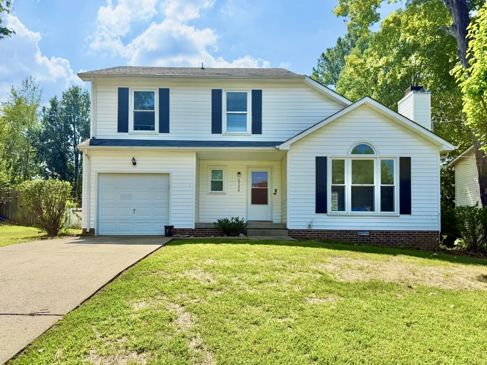 2126 Single Tree Dr Clarksville, TN 37040