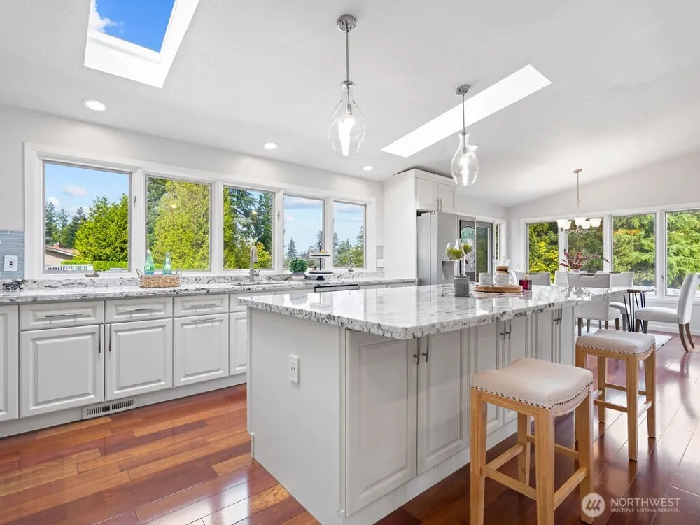 14512 SE 45th Place Bellevue, WA 98006