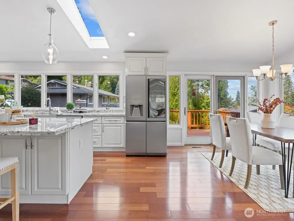 14512 SE 45th Place Bellevue, WA 98006