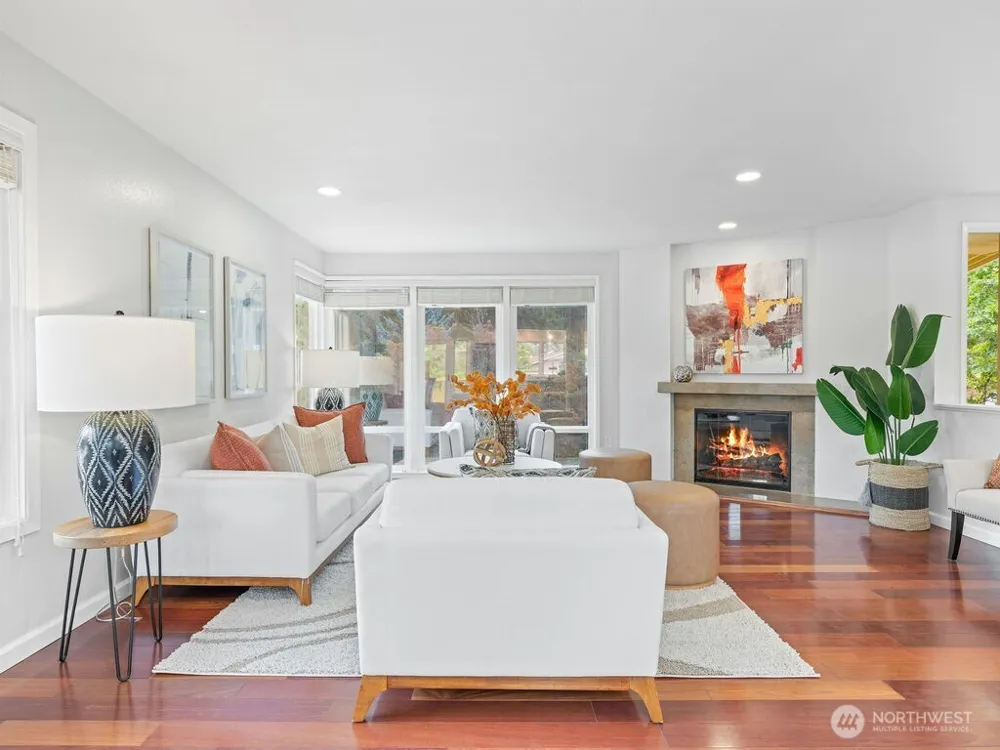 14512 SE 45th Place Bellevue, WA 98006