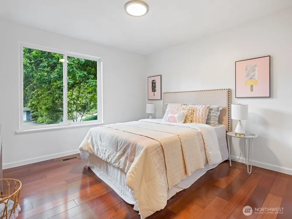 14512 SE 45th Place Bellevue, WA 98006