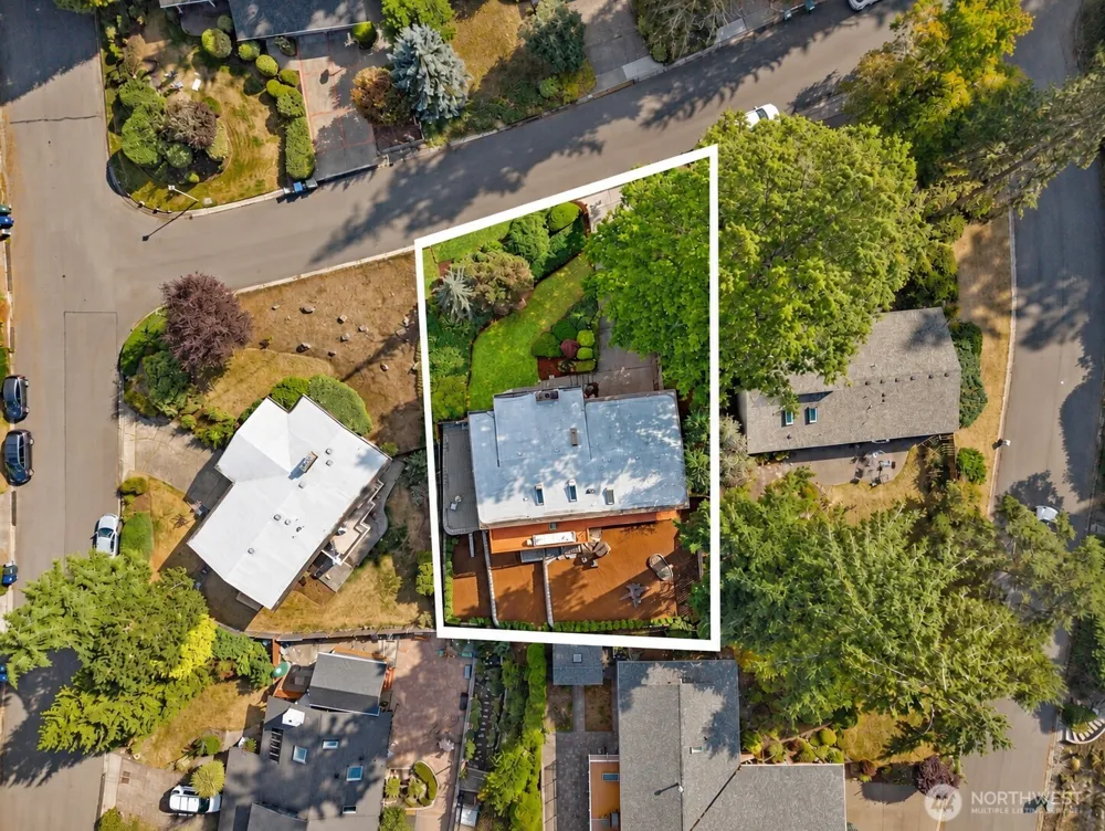 14512 SE 45th Place Bellevue, WA 98006