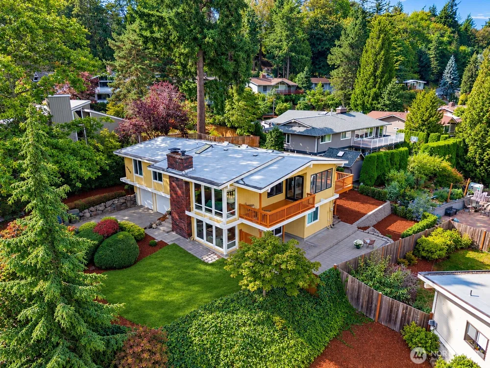 14512 SE 45th Place Bellevue, WA 98006