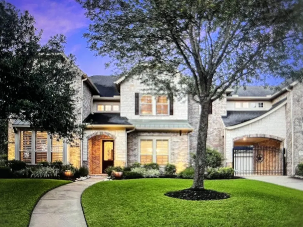 9607 Waters Lake Court Missouri City, TX 77459