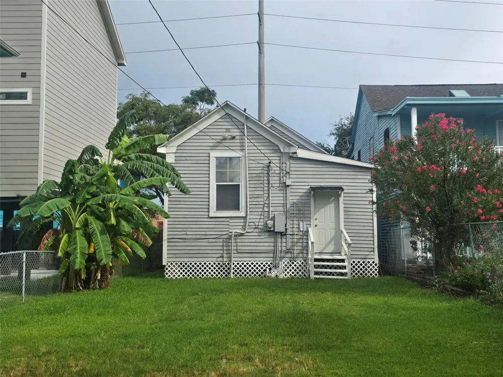 3523 Winnie Street Galveston, TX 77550
