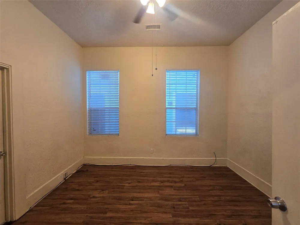 3523 Winnie Street Galveston, TX 77550