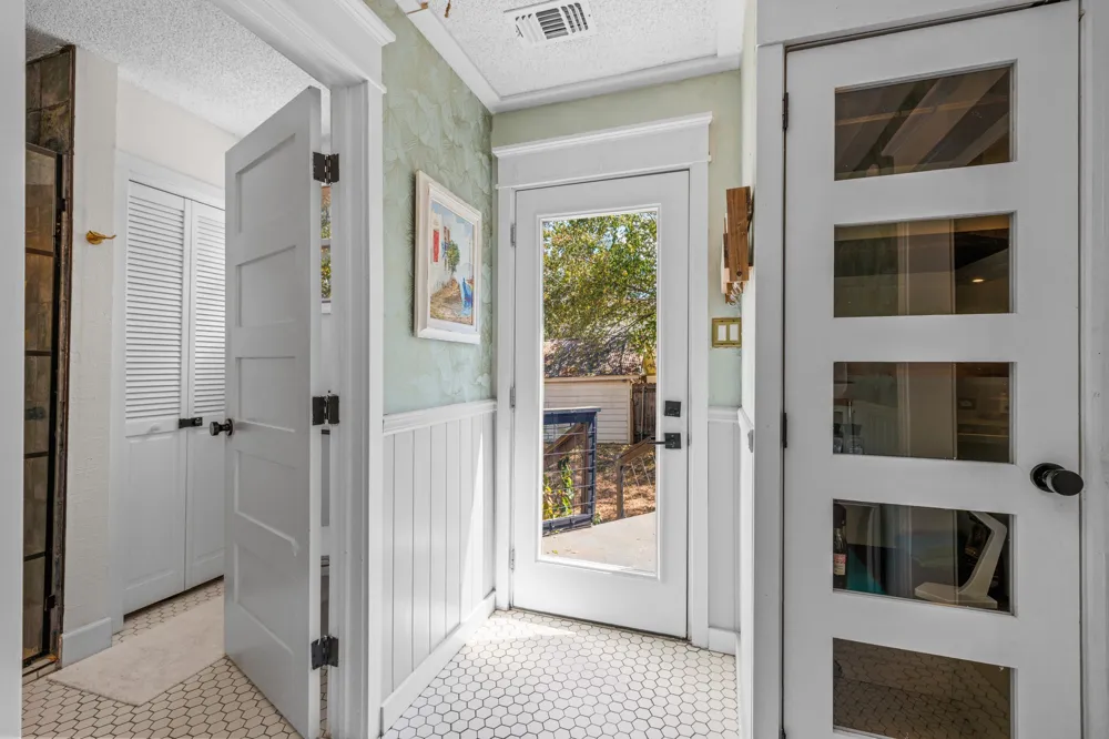 2007 S Church Street Georgetown, TX 78626