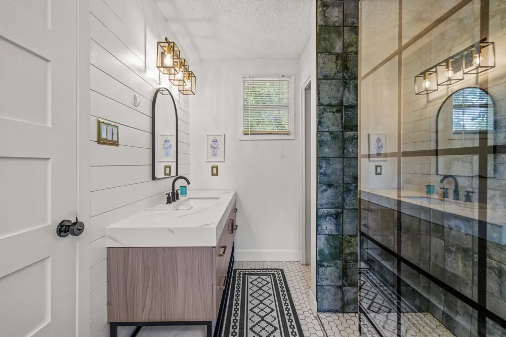 2007 S Church Street Georgetown, TX 78626