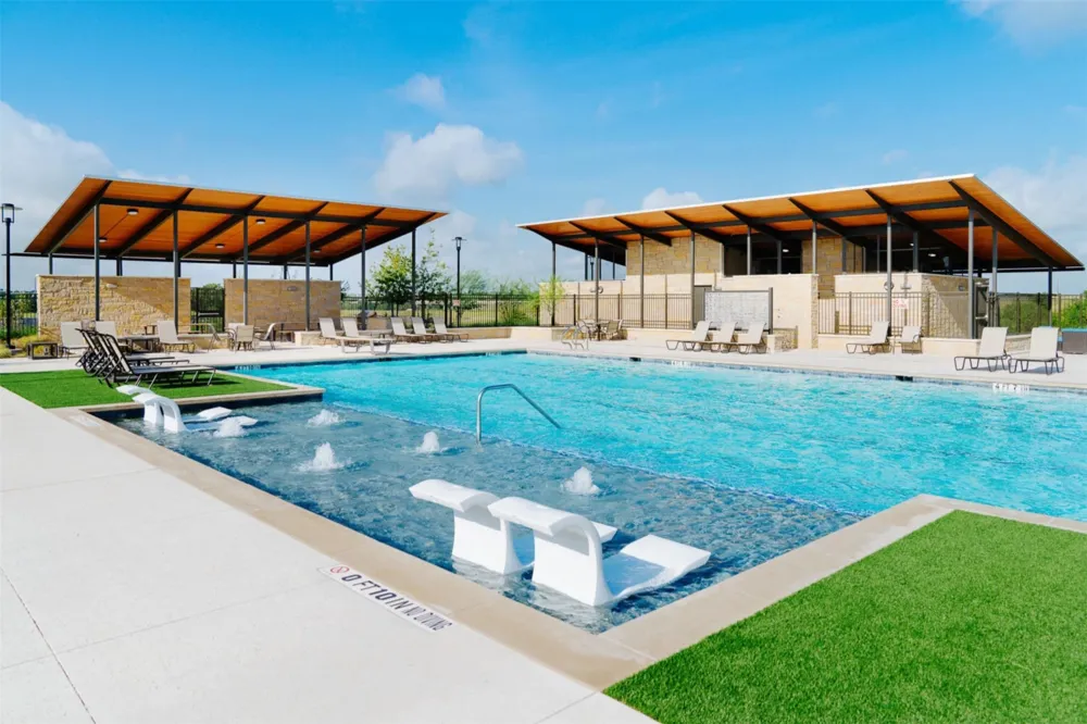 102 Methodius Drive Hutto, TX 78634