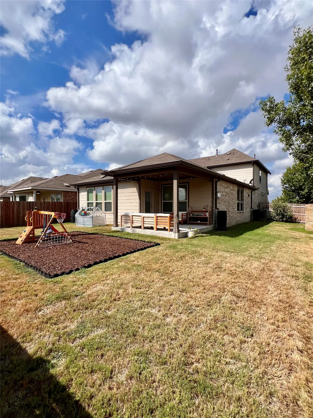 102 Methodius Drive Hutto, TX 78634