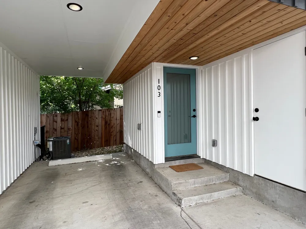 913 Duncan Lane #103 Austin, TX 78705