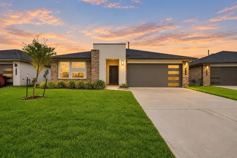 919 Tall Shire Court