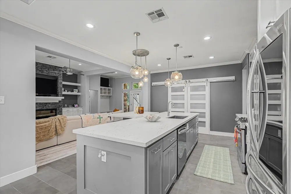 157 County Road 303 Dayton, TX 77535