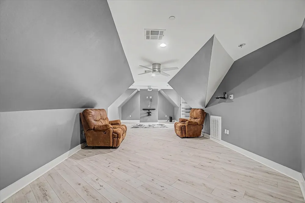 157 County Road 303 Dayton, TX 77535