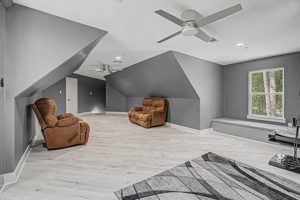 157 County Road 303 Dayton, TX 77535