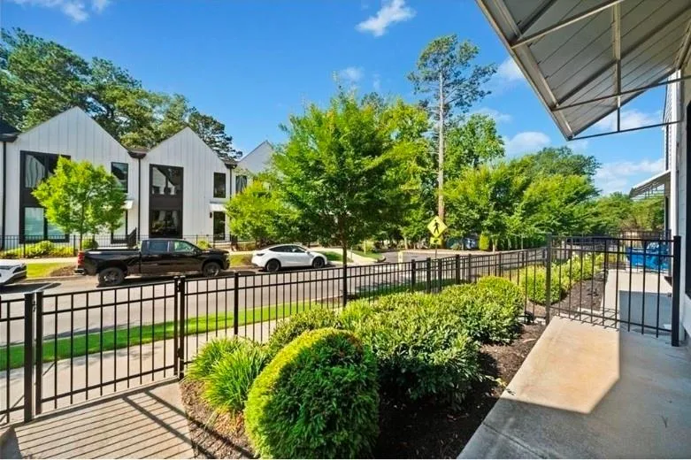 121 Pearl Street Woodstock, GA 30188