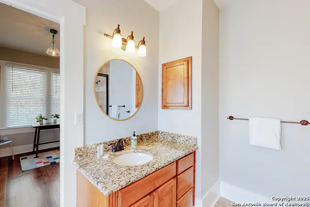 619 CEDAR ST San Antonio, TX 78210