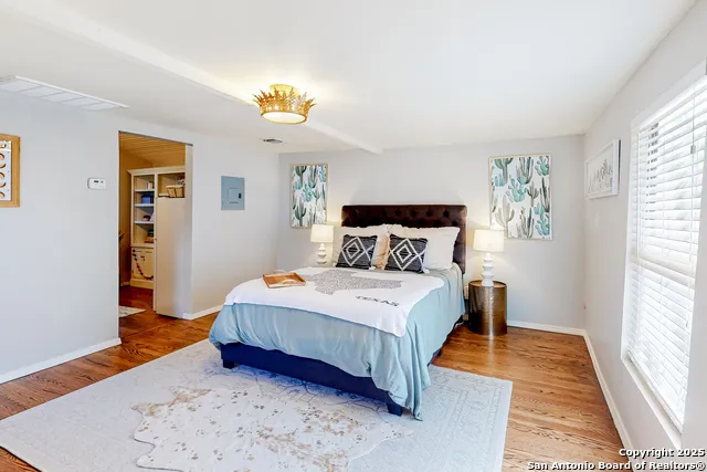 619 CEDAR ST San Antonio, TX 78210