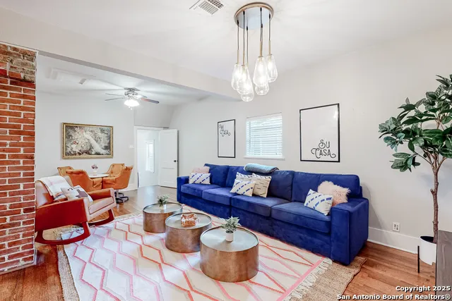 619 CEDAR ST San Antonio, TX 78210