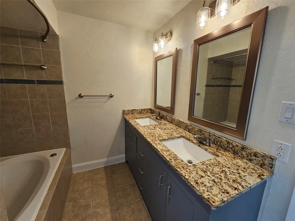 216 Samuel Boulevard #j3 Coppell, TX 75019