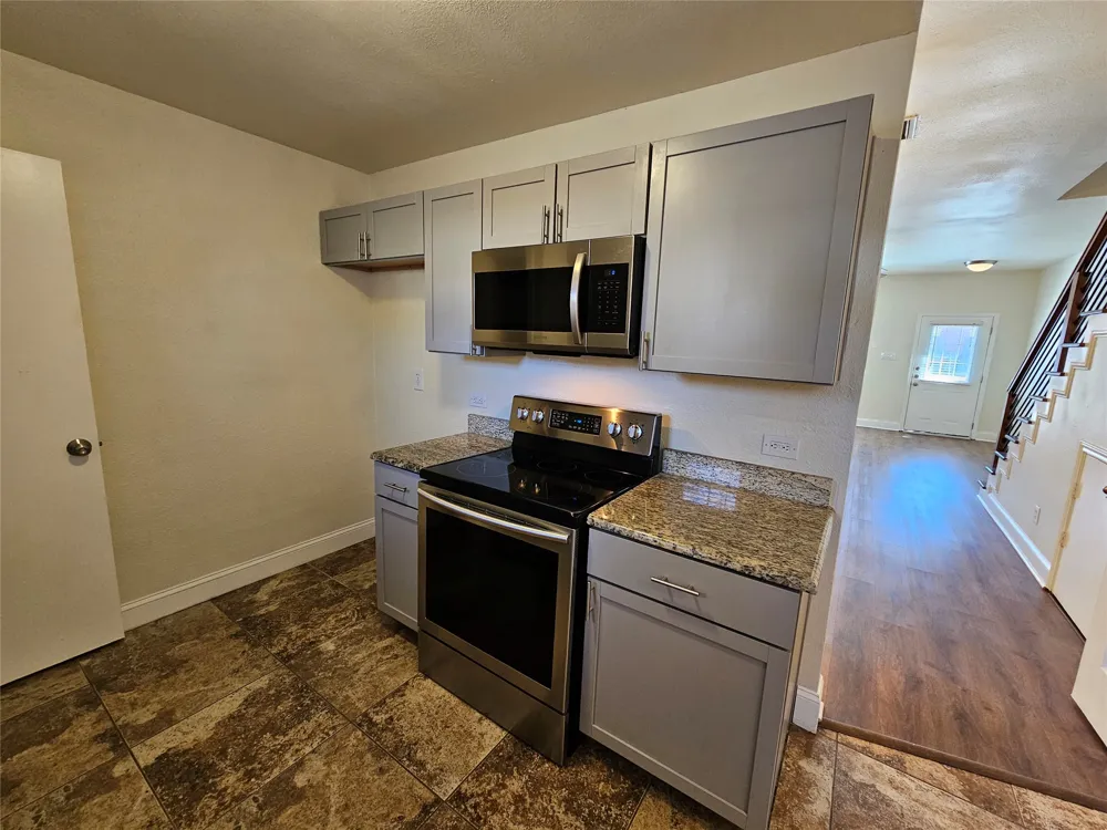 216 Samuel Boulevard #j3 Coppell, TX 75019