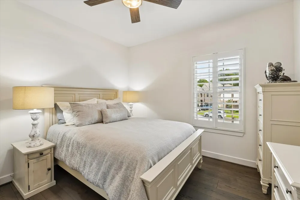 192 Somerset Point Boulevard Montgomery, TX 77316