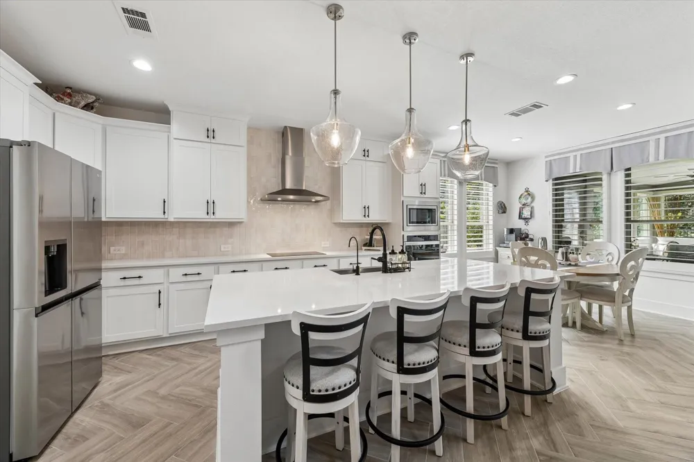 192 Somerset Point Boulevard Montgomery, TX 77316