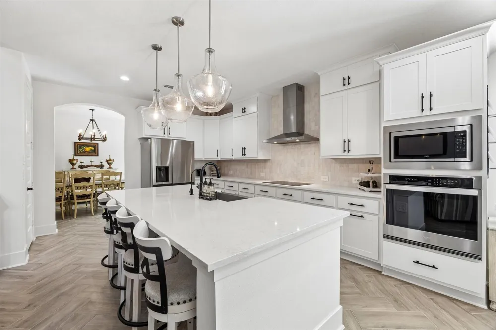 192 Somerset Point Boulevard Montgomery, TX 77316