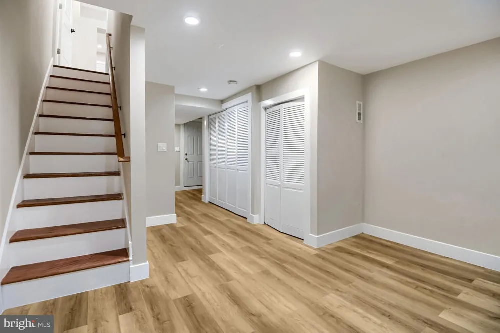 2542 OSWEGO AVENUE Baltimore, MD 21215