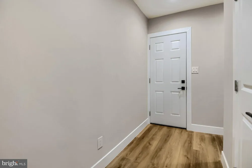 2542 OSWEGO AVENUE Baltimore, MD 21215
