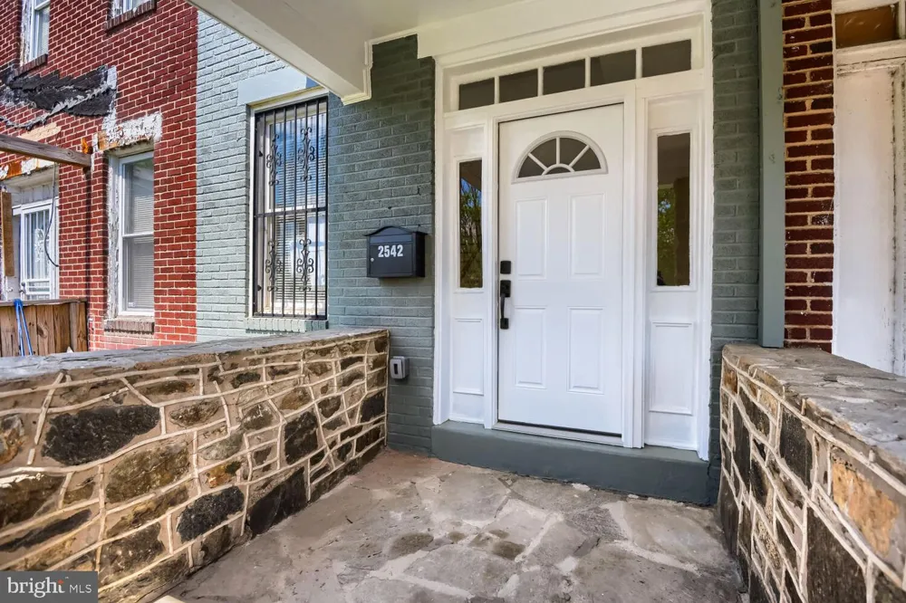 2542 OSWEGO AVENUE Baltimore, MD 21215