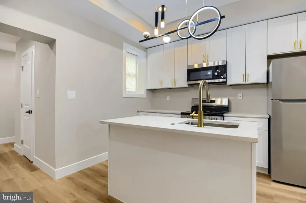 2542 OSWEGO AVENUE Baltimore, MD 21215