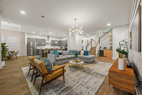 16520 Pouliche Cove