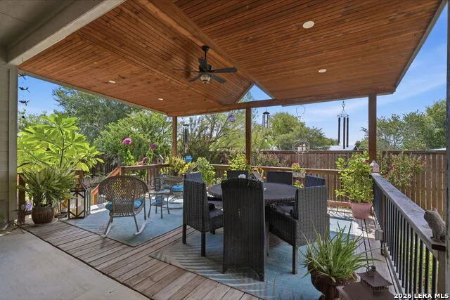 980 Water Oak Schertz, TX 78154