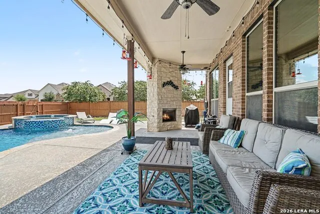 904 Carriage Loop New Braunfels, TX 78132
