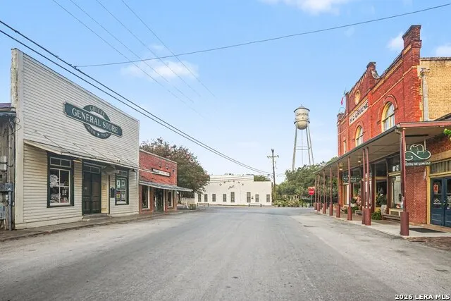 904 Carriage Loop New Braunfels, TX 78132