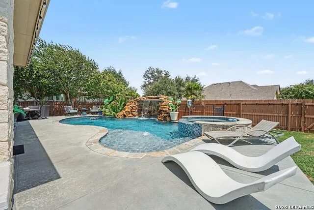 904 Carriage Loop New Braunfels, TX 78132