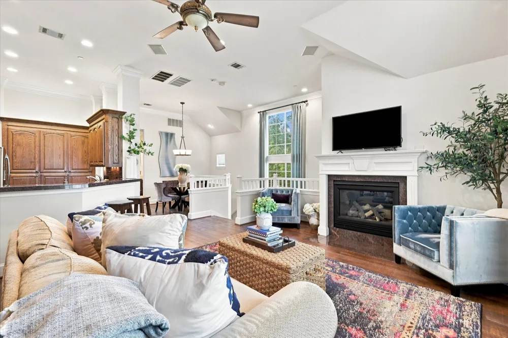 4131 Eastman Way Addison, TX 75001