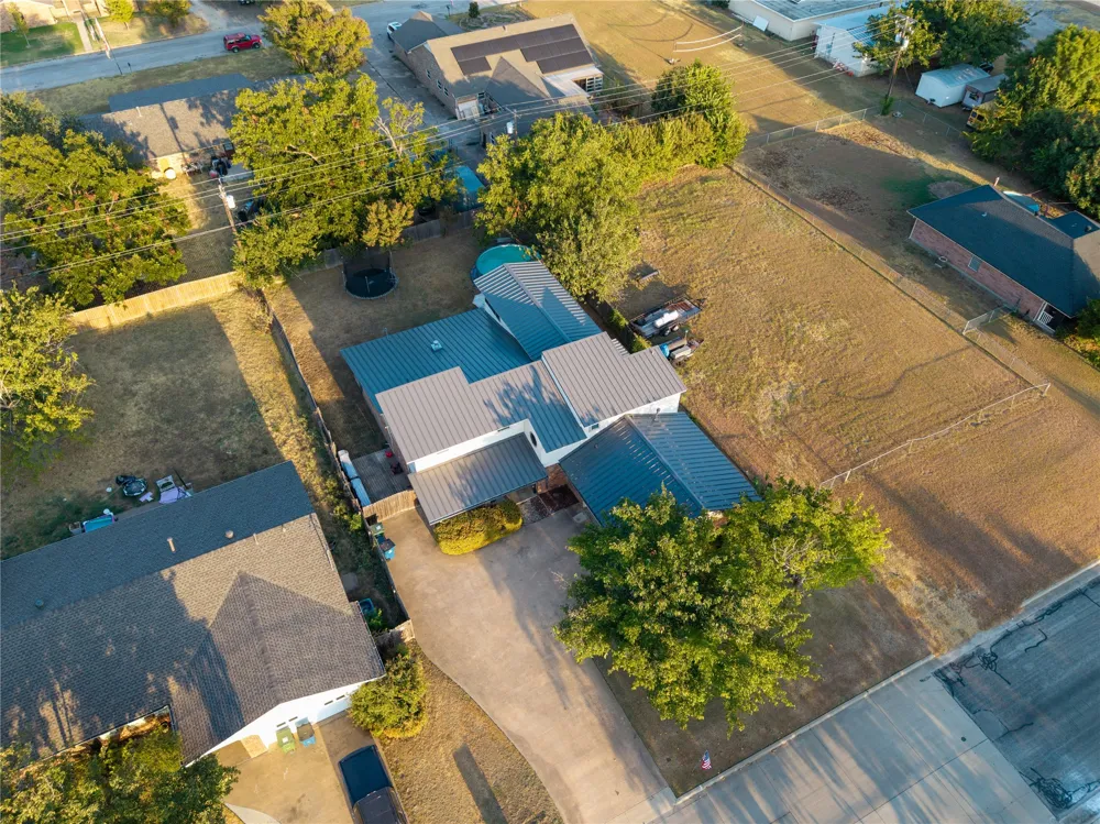 124 Freese Drive Sanger, TX 76266