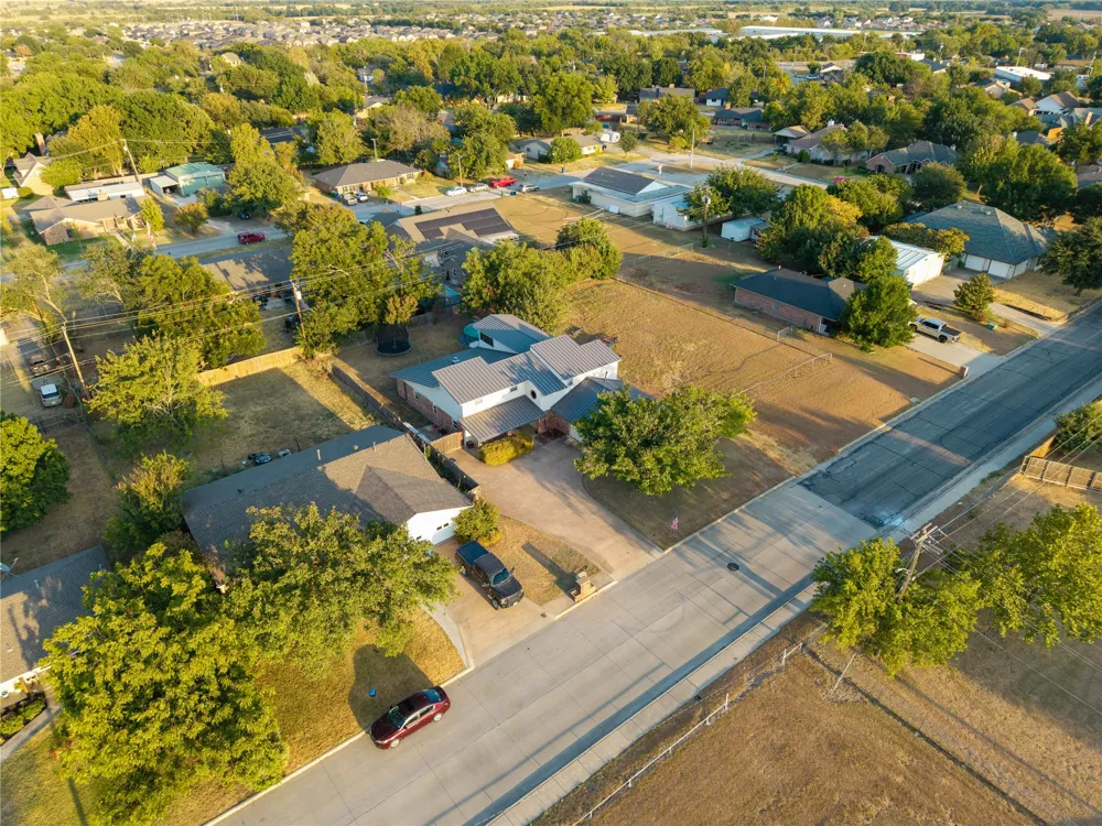 124 Freese Drive Sanger, TX 76266