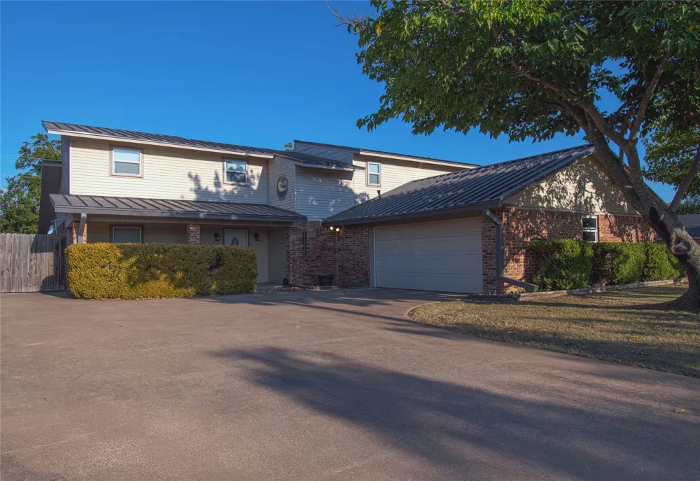 124 Freese Drive Sanger, TX 76266